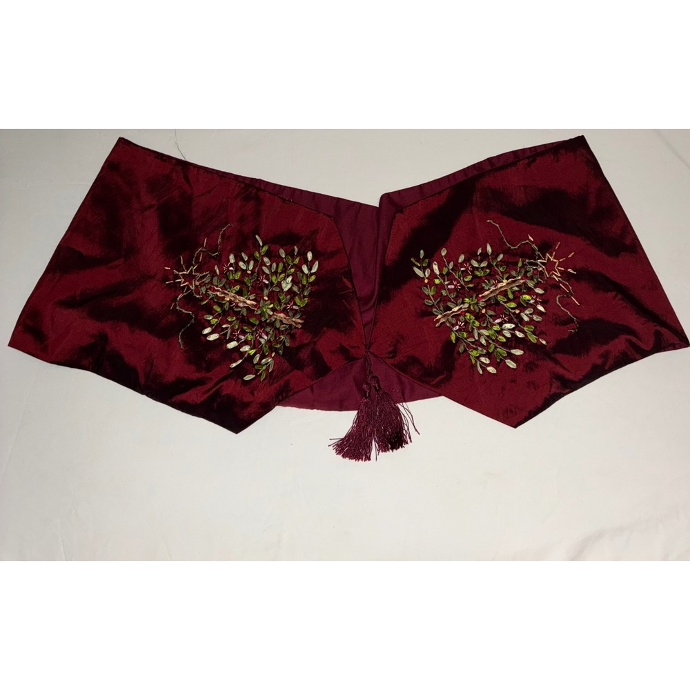 Burgundy Christmas Tree Embroidered Table Runner Tassels Holiday Decor Red Wine